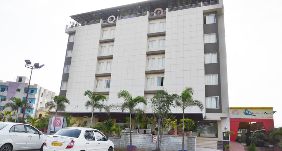 Papaya Tree Indore Price, Reviews, Photos & Address